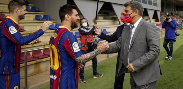 世界杯手机高清观看软件-梅西今日续约变今日告别，巴萨官宣没钱和梅西续约