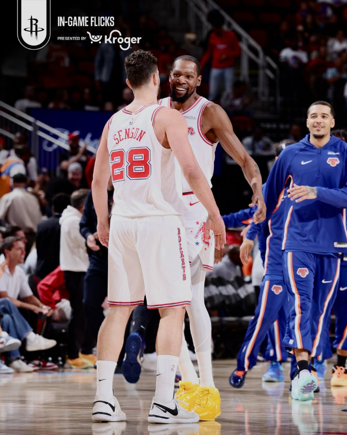 世界杯手机高清观看软件-乌度卡谈杜兰特申京配合优势，强调应对包夹能力提升|凯文·杜兰特|持球|艾米-乌度卡|nba|对手_新浪新闻